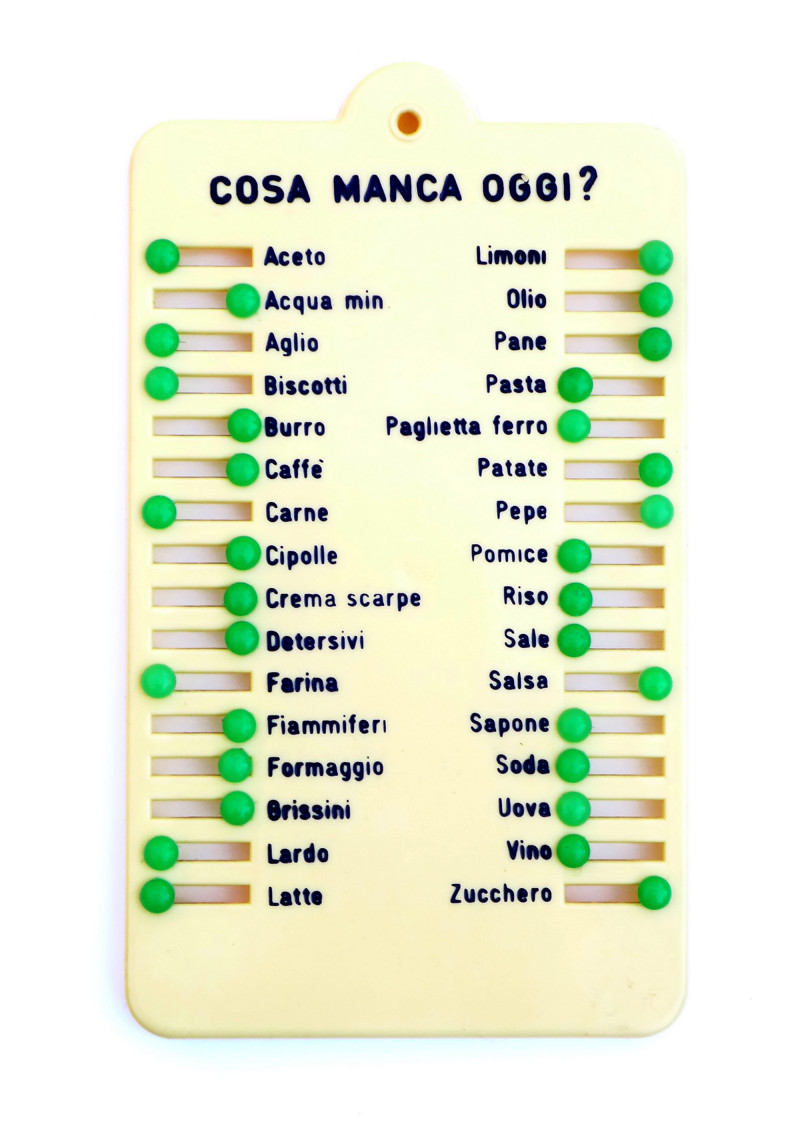 Hartmut Landauer,cosa manca oggi,spirit,object,objeto,objetto,Alltagsgegenstände,everyday objects,ethnographical collection