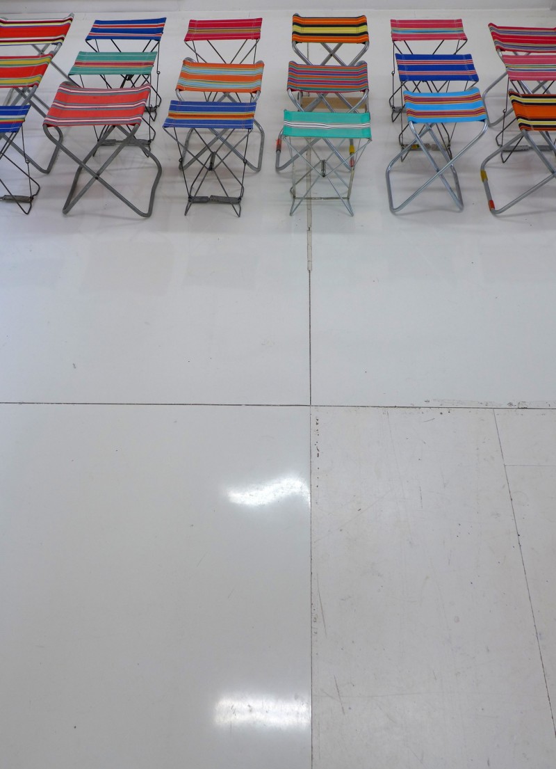 Hartmut Landauer, post posterity, ready made, camping chairs, camping stools, Campinghocker, Wiedervereinigung, GDR, DDR, BRD