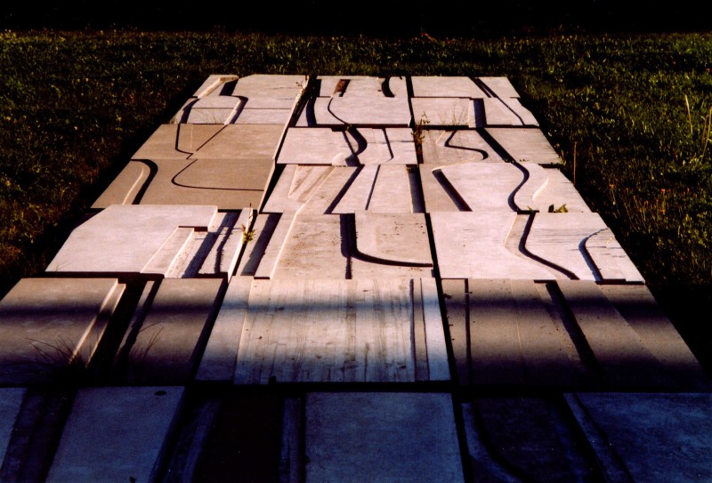 Hartmut Landauer, Skulptur, Patientengarten, Betonskulptur, Relief